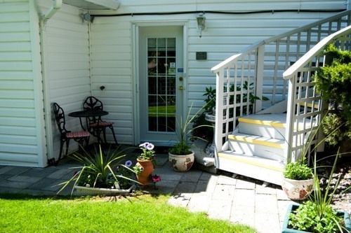 Alexandria House Bed & Breakfast Уест Келоуна Екстериор снимка